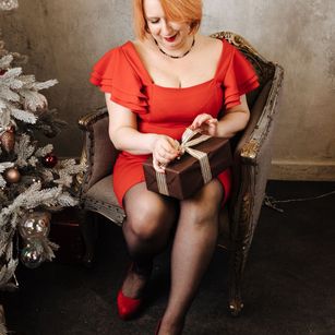 Model - NikolRedMilf fetish