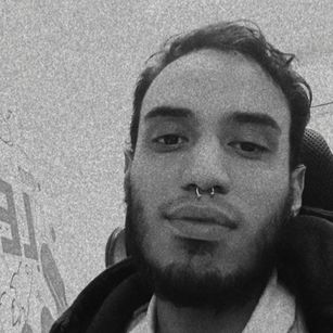 Model - TylerNdAdele footfetish