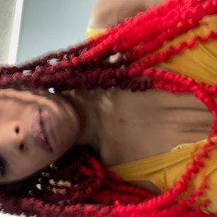 Model - SweetsandPeaches2023 dirtytalk