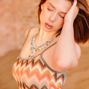 Model - SaraSay bigtits