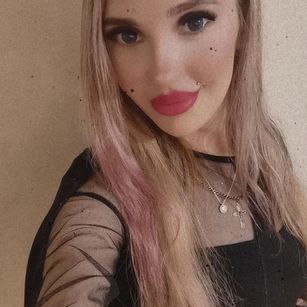 Model - Alienanna11 masturbate