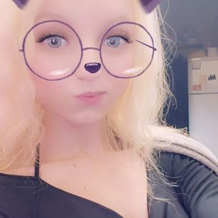 Model - MishelClark natural