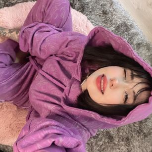 Model - Irenna bazz tattoos