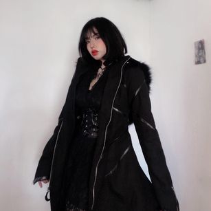 Model - Irenna bazz bigboobs