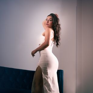 Model - Lauren Summer squirtshow