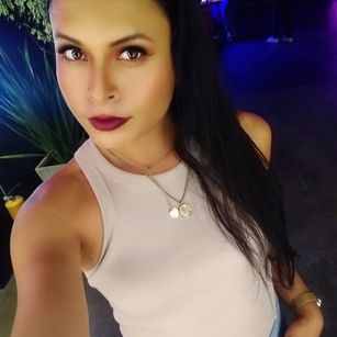 Model - Ninna Stone dildos