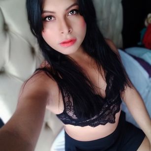 Model - Ninna Stone smalltits