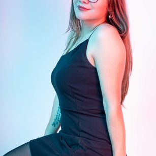 Model - EimmyHosk gemidos