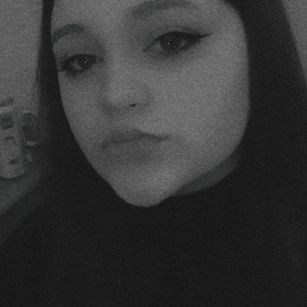 Model - Emily_Mills domination