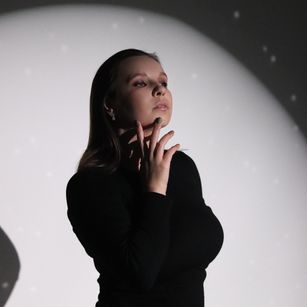 Model - Raideneix cum