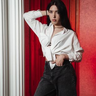 Model - Anisa cumshow