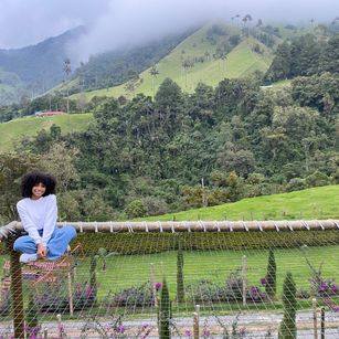 Model - Renell aiston Ebony