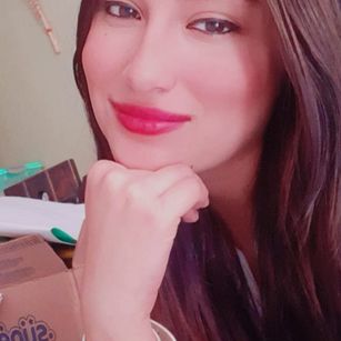 Model - silvana small