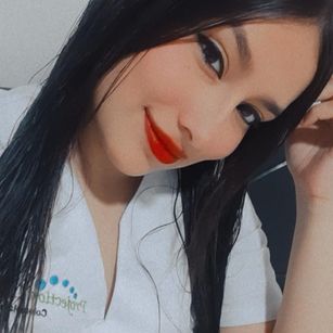 Model - silvana tits