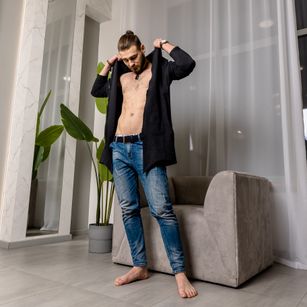 Model - Alex Kirk masturbate