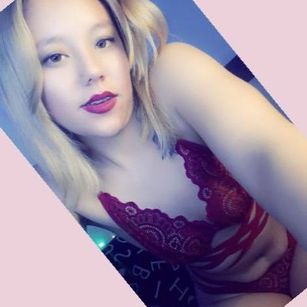 Model - Tamy Paris dp