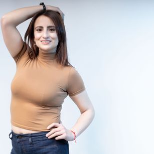 Model - MeganBeakee milf