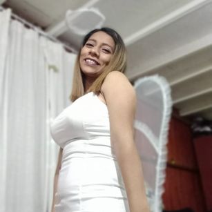 Model - CataLatina friendly