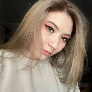 Model - Emilly LOVENSE