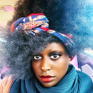 Model - Roxiiee Ebony