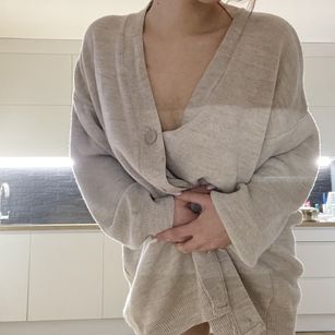 Model - emma_bl feet