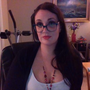 Model - Laura Autumn beautiful