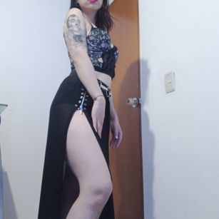 Model - Gina  gfexperience