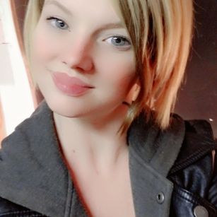 Model - Allaura Allure sexy