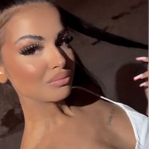 Model - Candy skinny