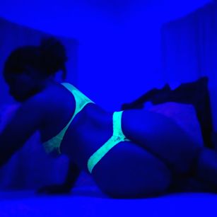 Model - FaceSitter anal