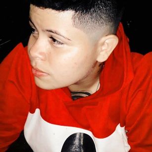 Model - Joel_Salazar deepthroat