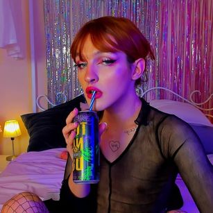 Model - Thomas piercing