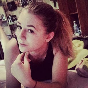 Model - KetyKrees ahotgirl