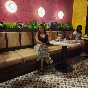 Model - Kendra_Sky charming