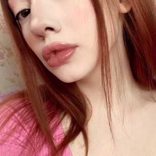 Model - AliceBrodie slave