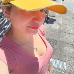 Model - Maruli Bisexua