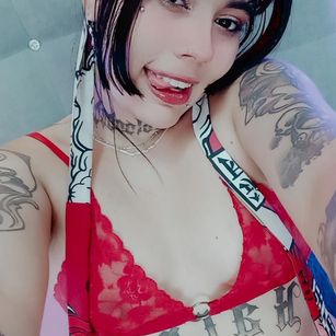 Model - Luana Marcielo teen