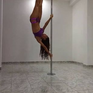 Model - Viviann sexy