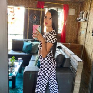 Model - JezaBaby dildo