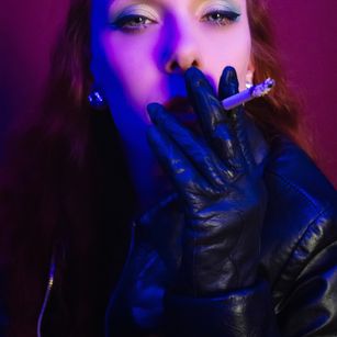 Model - Regina Milano Dom bdsm