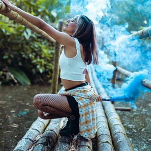 Model - EvelynMiller fingering