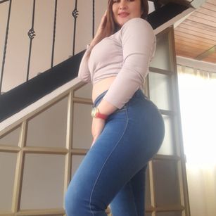 Model - Aisha23 Hot