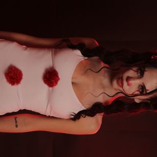 Model - KylieWhite findom