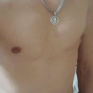 Model - BobbyNavyLa fetish