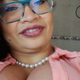 Model - MarieStandford hugetits