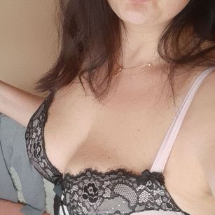 Model - Stasiaaaa bigbreasts