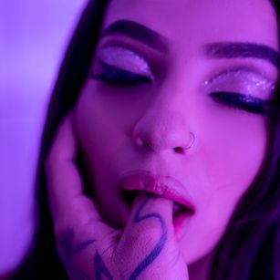 Model - AbbieRhondes joi