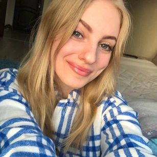 Model - ElizabethForYou pretty