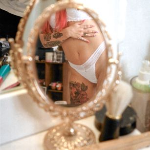 Model - Andromeda smokegirl