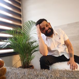 Model - Burak Hadid men